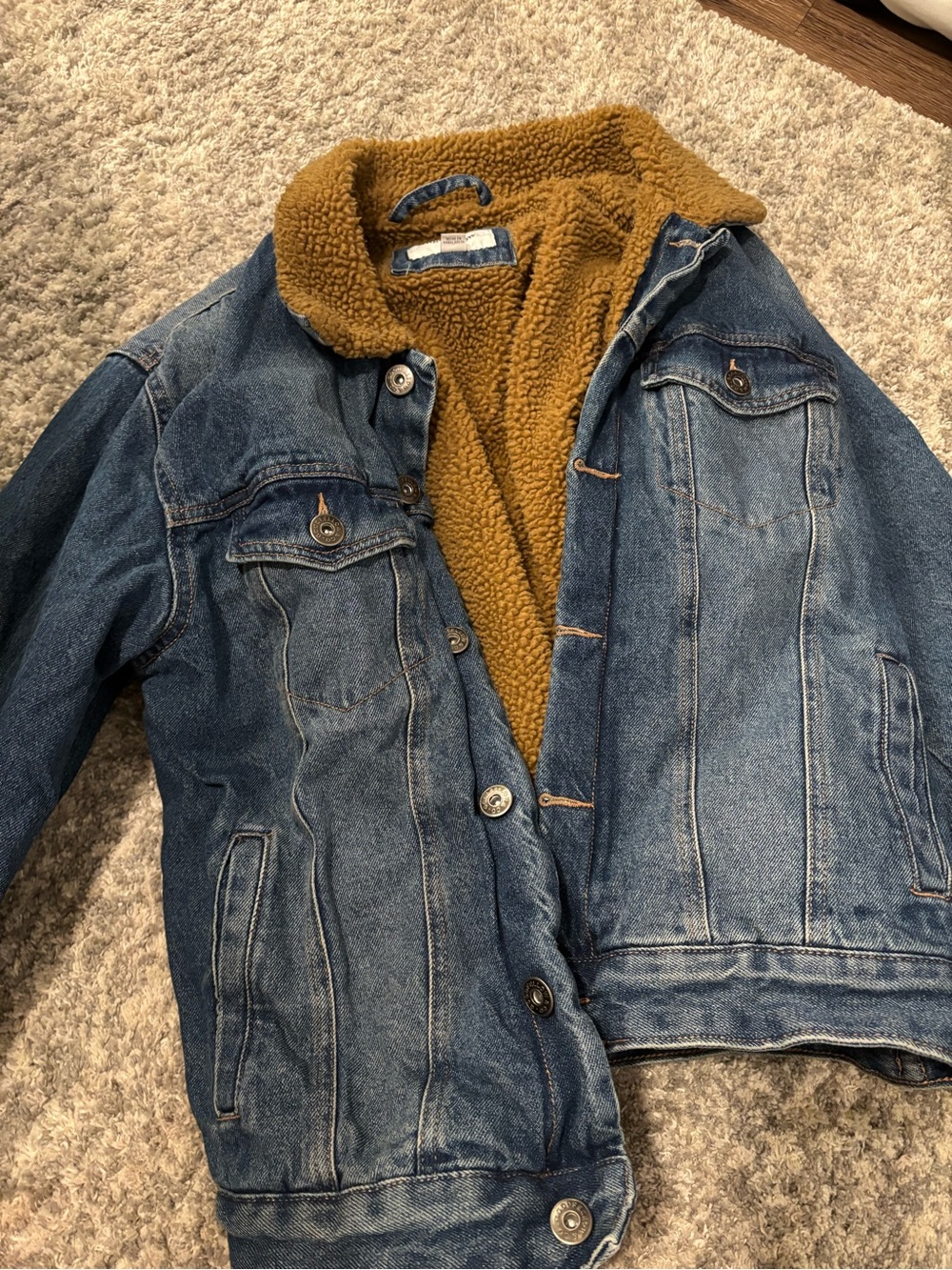 Men’s Denim Sherpa-Lined Jacket in Blue with Tan Sherpa